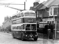 Hollington-Trolleybus-outside-Hollington-Laundry-Battle-Road.-1957.